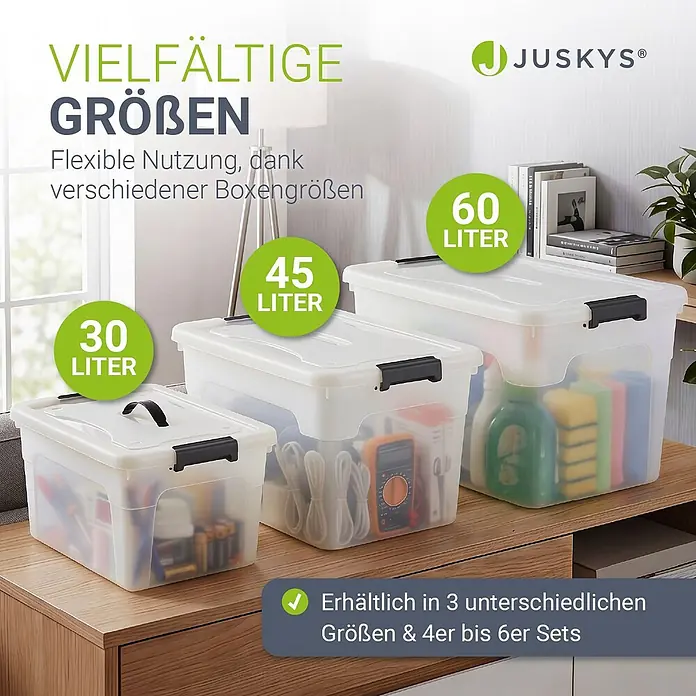 Juskys Aufbewahrungsbox-Set Aufbewahrungsbox - L x B x H: 52 x 38 x 30 cm, Kunststoff, Weiß, 4 Stk. - Drei durchsichtige Kunststoff-Aufbewahrungsboxen (30, 45, 60 Liter) mit schwarzen Griffen und Verschlüssen, gefüllt mit Gegenständen auf einem Holzschrank.