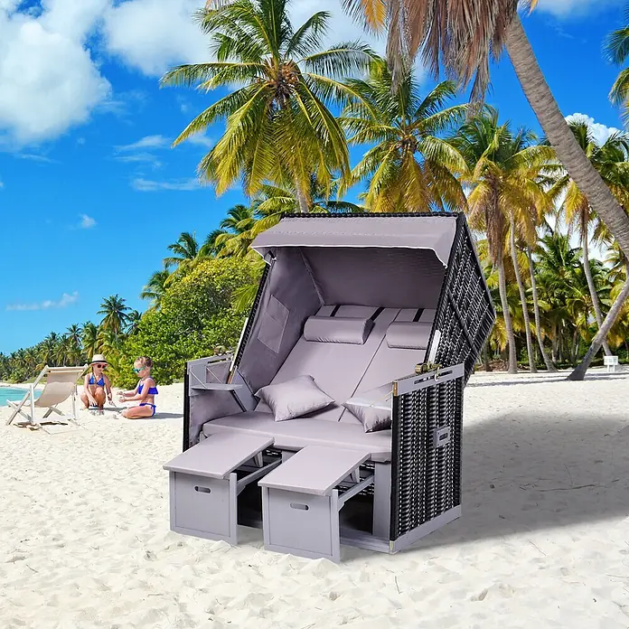 Outsunny Strandstuhl - Grau, B x T x H: 79 x 190 x 150 cm - Grauer und schwarzer Strandkorb mit hellgrauen Polstern und ausziehbaren Fußteilen an einem tropischen Sandstrand.