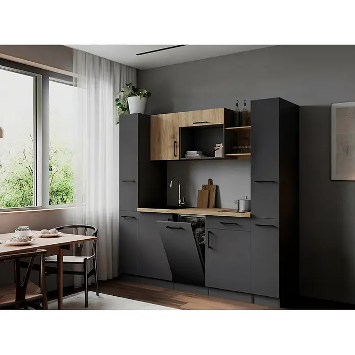 Respekta Oliver Singleküche - Breite: 205 cm, Grau/Holz, Geschirrspüler | Kochfeld - Moderne Küche mit dunkelgrauen Unterschränken, hellen Holz-Arbeitsplatten und Holz-Oberschränken. Offener Geschirrspüler, Esstisch daneben.
