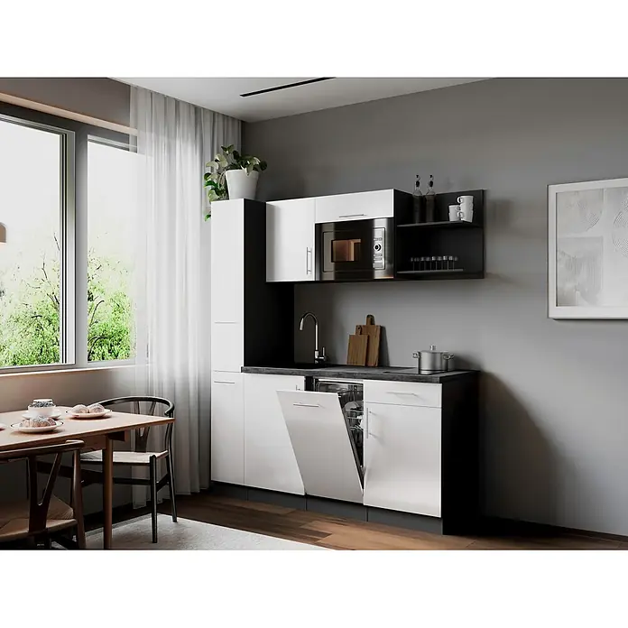Respekta Oliver Singleküche - Breite: 175 cm, Weiß, Höhe: 205 cm, Kochfeld | Geschirrspüler | Mikrowelle - Moderne Küche mit weißen und schwarzen Schränken, Mikrowelle, Spüle und offenem Geschirrspüler.