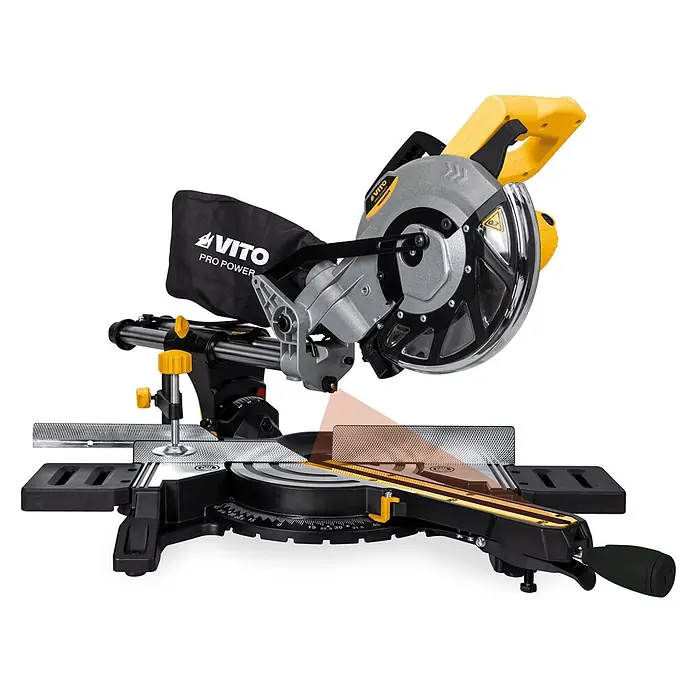 Vito Sierra ingletadora telescópica VISCME210 - 1.500 W, Diámetro hoja de sierra: 210 mm - Una sierra de inglete negra y plateada con detalles amarillos y una bolsa para el polvo, con guía láser para cortes precisos.