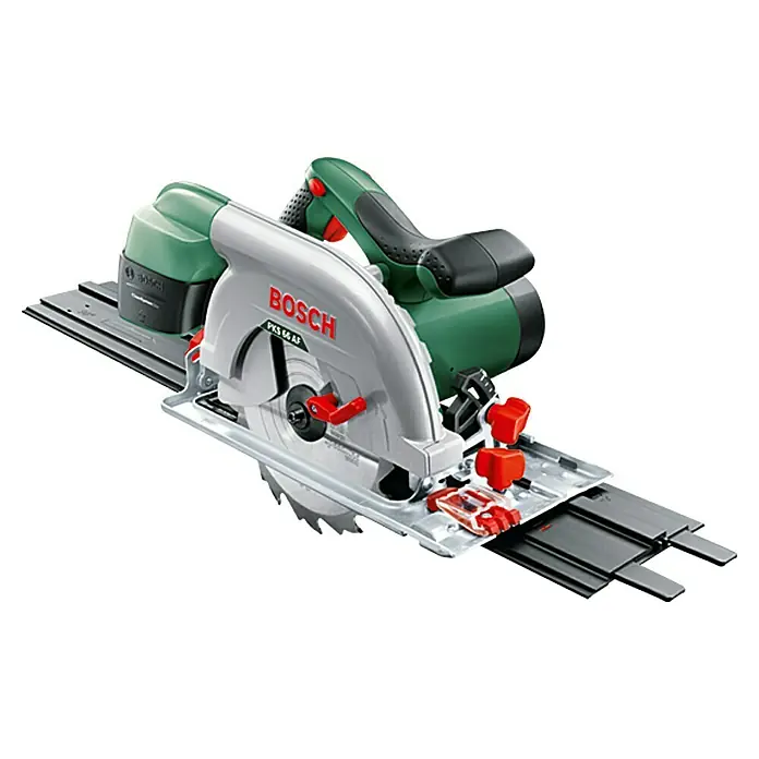 Bosch Handkreissäge PKS 66 AF - 1.600 W, 5.000 U/min - Hier ist eine hochwertige Bosch PKS 55 A Tauchsäge, ideal für präzise Schnitte in Holz und anderen Materialien. Leistungsstark und zuverlässig.