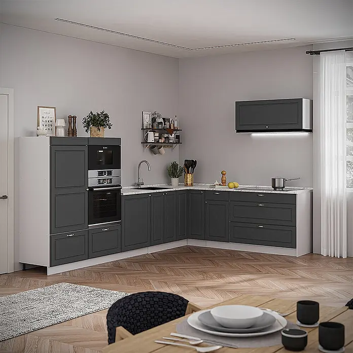 Vicco Eckküche - B x T: 327 x 51,6 cm, Anthrazit-Gold Landhaus, Ohne Elektrogeräte - Moderne Küche mit dunkelgrauen Schränken, weißen Arbeitsplatten, Einbaugeräten und einer Spüle.