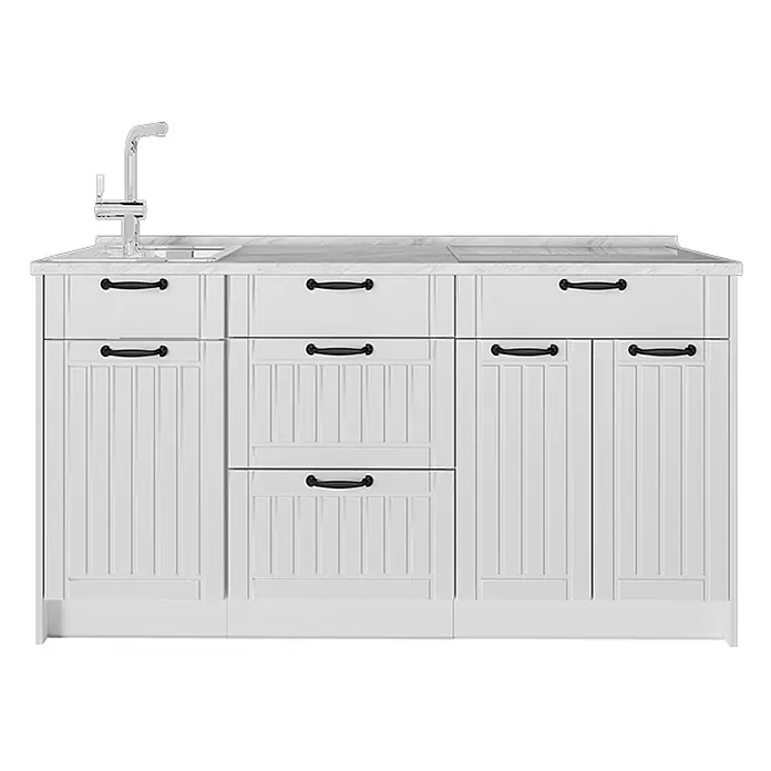Vicco Küchenleerblock - Breite: 150 cm, Weiß Landhaus - Weiße Küchenzeile mit Spüle, Wasserhahn, Arbeitsplatte und schwarzen Griffen an Kassettentüren und -schubladen.