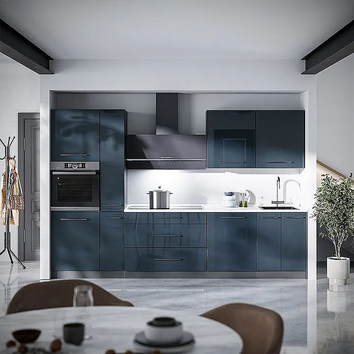 Vicco Küchenzeile - Dunkelblau Hochglanz, Ohne Elektrogeräte - Eine moderne Küchenzeile mit glänzenden dunkelblauen Schränken, integriertem Backofen, Kochfeld, Spüle und Dunstabzugshaube in einem zeitgenössischen Zuhause.