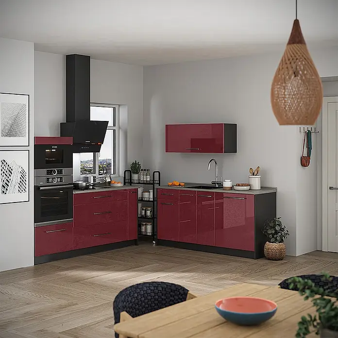 Vicco Küchenzeile - Breite: 340 cm, Bordeaux Hochglanz, Ohne Elektrogeräte - Eine moderne Küche mit glänzenden roten Unter- und Oberschränken, integriertem Backofen und schwarzer Dunstabzugshaube.