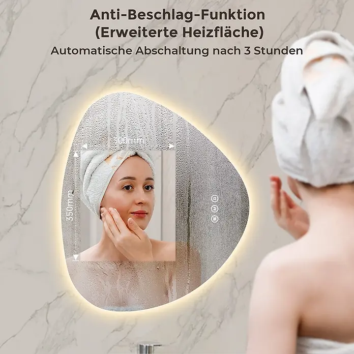 S'AFIELINA Lichtspiegel Apex - 60 x 70 cm, Leuchtmittel - Eine Frau nutzt einen beleuchteten Anti-Beschlag-Badezimmerspiegel (300x350mm) mit erweiterter Heizfläche und 3h Abschaltautomatik.