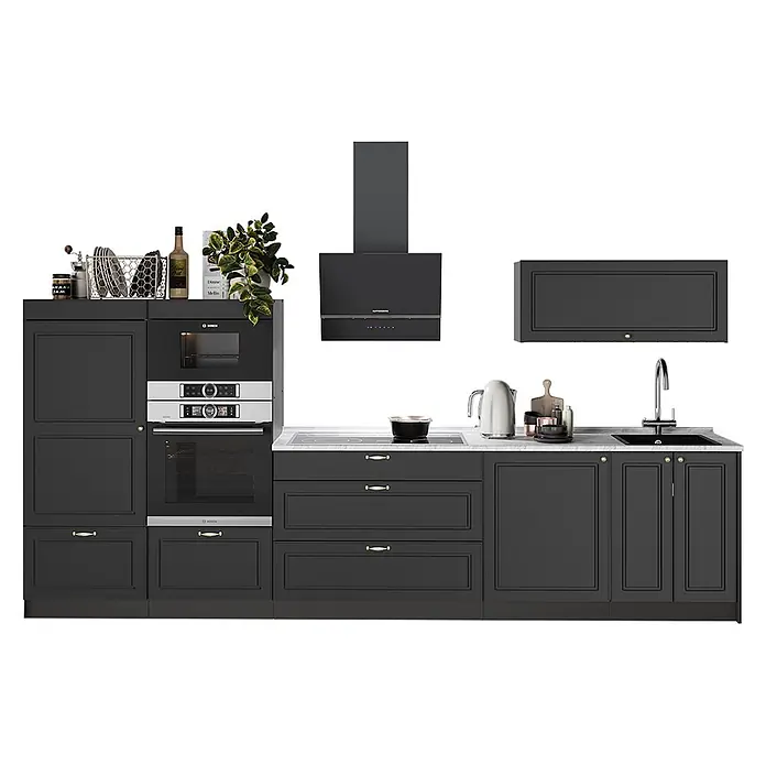 Vicco Küchenzeile - Breite: 340 cm, Anthrazit-Gold Landhaus, Ohne Elektrogeräte - Moderne dunkelgraue Küche mit Messinggriffen, Marmor-Arbeitsplatte, integriertem Backofen, Kochfeld, Spüle und Dunstabzugshaube.