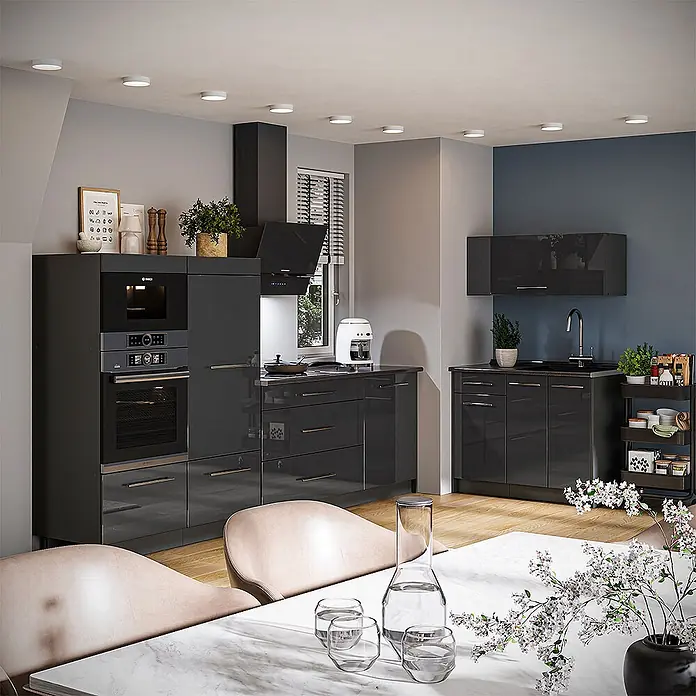 Vicco Küchenzeile - Breite: 380 cm, Anthrazit Hochglanz, Ohne Elektrogeräte - Moderne dunkelgraue Hochglanzküche mit integrierten Geräten, Spüle und Essbereich, die ein elegantes Design zeigt.