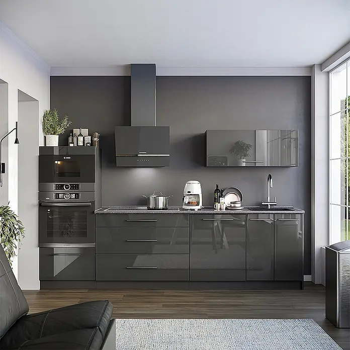 Vicco Küchenzeile - Breite: 280 cm, Anthrazit Hochglanz, Ohne Elektrogeräte - Moderne Küche mit glänzenden dunkelgrauen Schränken, integriertem Bosch Backofen und Mikrowelle, Dunstabzugshaube und Spülbereich.