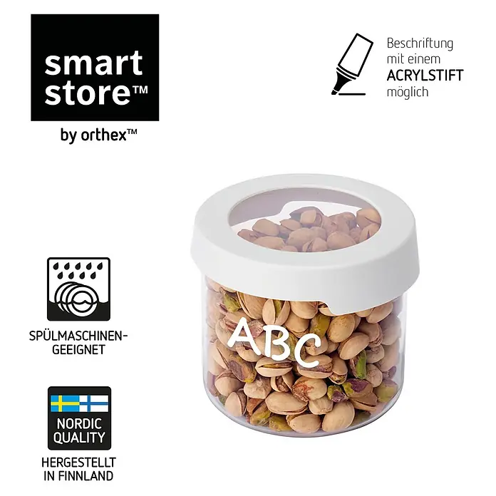 SmartStore Vorratsdose Vision - Ø x H: 11,5 x 10 cm, Kunststoff, Weiß - Transparente Kunststoff-Vorratsdose mit weißem Deckel, beschriftet mit 'ABC' und Pistazien gefüllt. Beschreibbar und spülmaschinenfest.