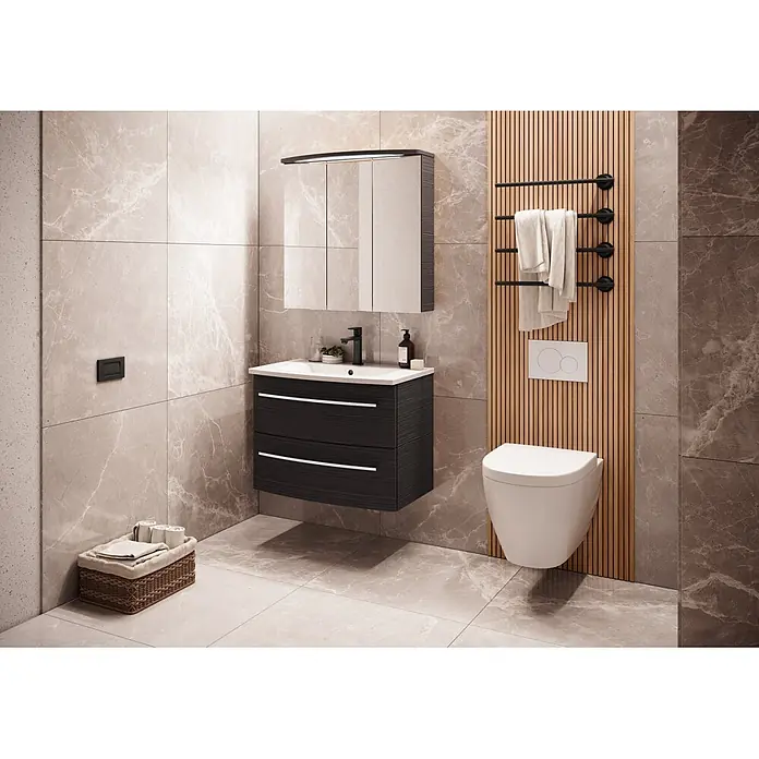 Camargue Swing K Waschtischunterschrank - B x T x H: 69,4 x 43,9 x 51,8 cm, Dark Oak, Farbe Griff: Chrom - Modernes Badezimmer mit dunklem Waschtisch, beleuchtetem Spiegelschrank und wandhängendem WC.