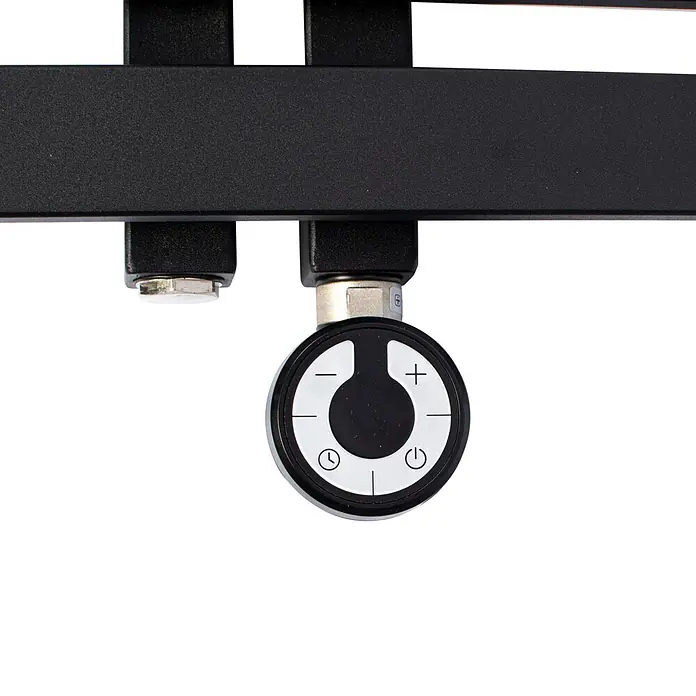 Interpromo Elektro-Badheizkörper Ignis 60x180cm - Schwarz Matt 1000 W inkl. Heizstab - Ausstattung Heizkörper: Blindstopfen - Schwarz-weißes Bedienfeld mit Power-, Timer- und Temperatursymbolen an schwarzer Heizungsstange.