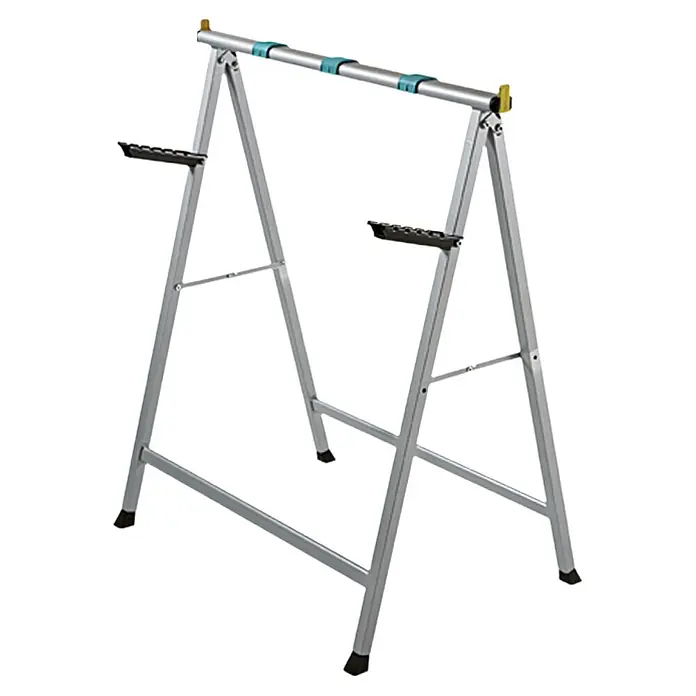 Auflagebock - Tragkraft: 100 kg - Bild eines silberfarbenen, klappbaren Malerbocks mit Ablageflächen und blauen Schutzpolstern. Ideal für Malerarbeiten.