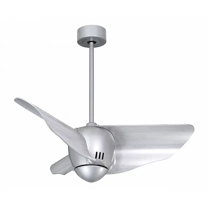 Vam Deckenventilator DC Deckenventilator PIPISTRELLO silber 132 cm - silber, 1.320 mm, 38 W - Silberner Deckenventilator aus gebürstetem Metall mit drei modernen Flügeln, von oben herabhängend.