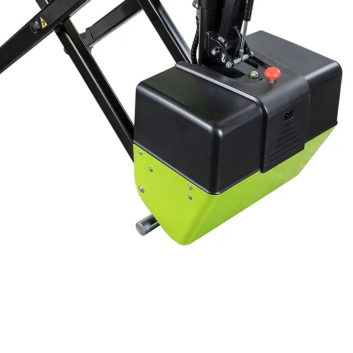 Pramac Scherenhubwagen HX10E - Länge Gabel: 1.500 mm, Breite Gabel: 525 mm, Traglast: 1.000 kg - Limegrünes und schwarzes Steuergerät mit rotem Not-Aus-Knopf, montiert auf einem schwarzen Scherenhubrahmen.