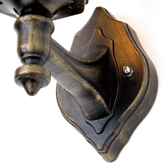 Orion Leuchten Außenwandleuchte Puchberg - 60 W, Schwarz, Klar, IP43 - Verzierte Wandleuchtenhalterung in antikem Bronze-Finish, für eine Leuchte.