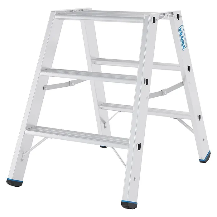 Krause Doppel-Klapptritt 80 2x3 Stufen - Anzahl Tritte: 6 Stk., Aluminium - Silberne Aluminium-3-Stufen-Stehleiter mit blauen Füßen.