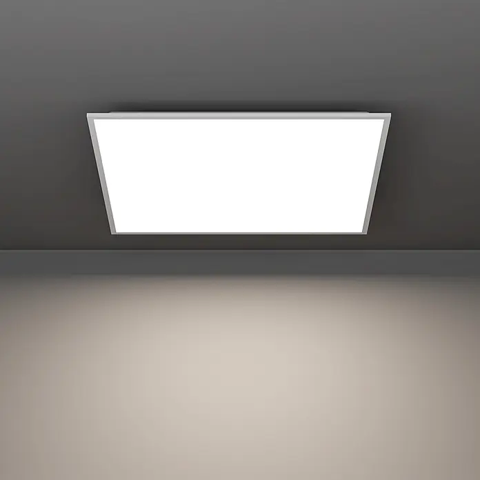 Eglo LED-Panel Zerbi - 6,5 W, L x B x H: 59,5 x 59,5 x 7 cm, Weiß, Neutralweiß - Weiße rechteckige LED-Deckenleuchte an dunkelgrauer Decke, beleuchtet die Wand darunter.