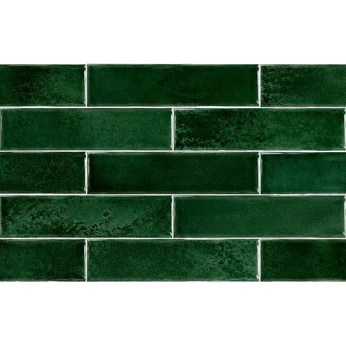 Wandfliese Santorini - 7,5 x 30 cm, Dark Green, Glänzend - Dunkelgrüne, glänzende Metro-Fliesen mit unregelmäßiger, handwerklich wirkender Glasur.