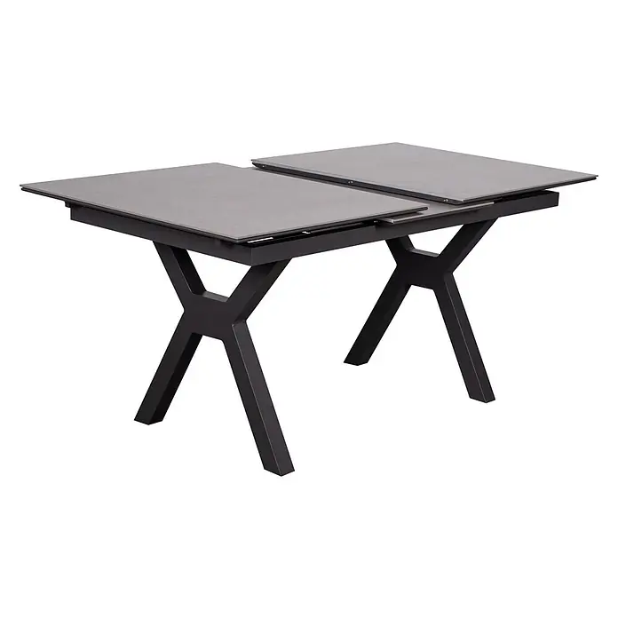 Bene Living Gartentisch Granada - L x B x H: 210 x 90 x 76 cm, Aluminium Gestell mit gesinnerter Tischplatte aus Keramik, Rechteckig, Anthrazit - Ausziehbarer Outdoor-Esstisch mit dunkelgrauen X-Beinen und hellgrauer Keramikplatte, teilweise ausgezogen.