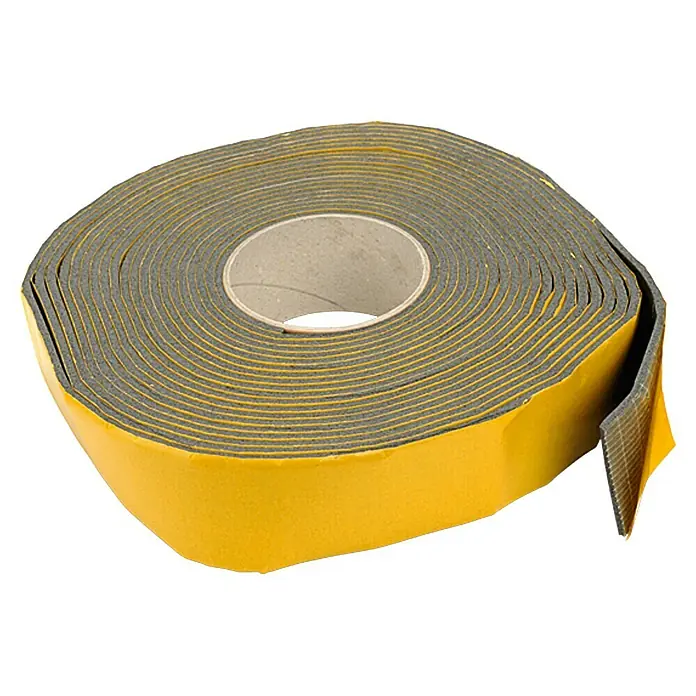 Thermaflex Isolierband Thermatape PE - 10 m x 50 mm - Nahaufnahme einer Rolle gelben Dichtbands, das zum Abdichten und Isolieren in Bau und Handwerk verwendet wird.