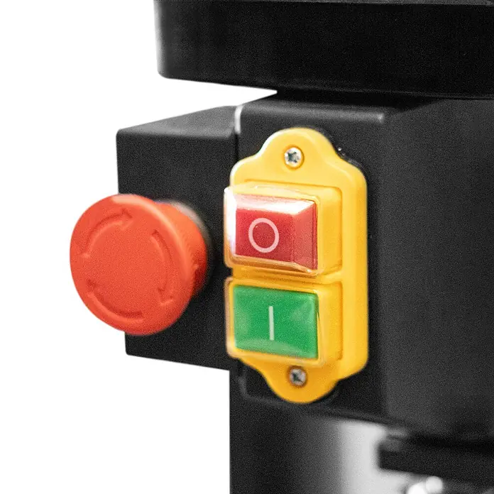 STAHLWERK Bohrmaschine BD-350 ST Säulenbohrmaschine 350W Leistung - 350 W, Sonstige - Roter Not-Aus-Knopf und gelbes Bedienfeld mit roten AUS- und grünen EIN-Tasten.