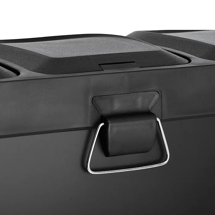SVITA Treteimer TC3X15 - 45 l, Stahl, Schwarz - Schwarzer Kompostbehältergriff aus Kunststoff mit silbernem Metallbügel, befestigt am strukturierten Behälterdeckel.
