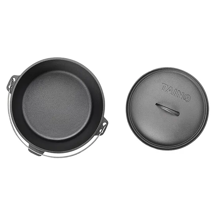 TAINO Dutch Oven - Ø x H: 30 x 22,5 cm, L x B x H: 33,5 x 35,5 x 22,5 cm, Gusseisen - Dunkelgrauer Gusseisen-Dutch Oven mit Drahtbügelgriff und separatem Deckel mit dem Markennamen 'TAINO'.
