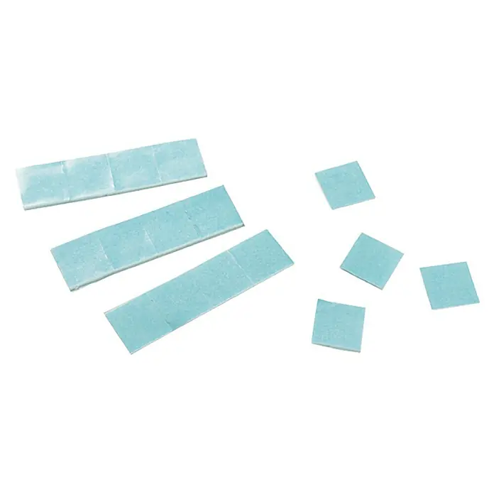 Kristall-Form Klebeplättchen - 16 Stk. - Haftklebestreifen und Quadrate. Praktisches Set für vielseitige Anwendungen, ideal zum Befestigen von Objekten im Haushalt oder Büro.
