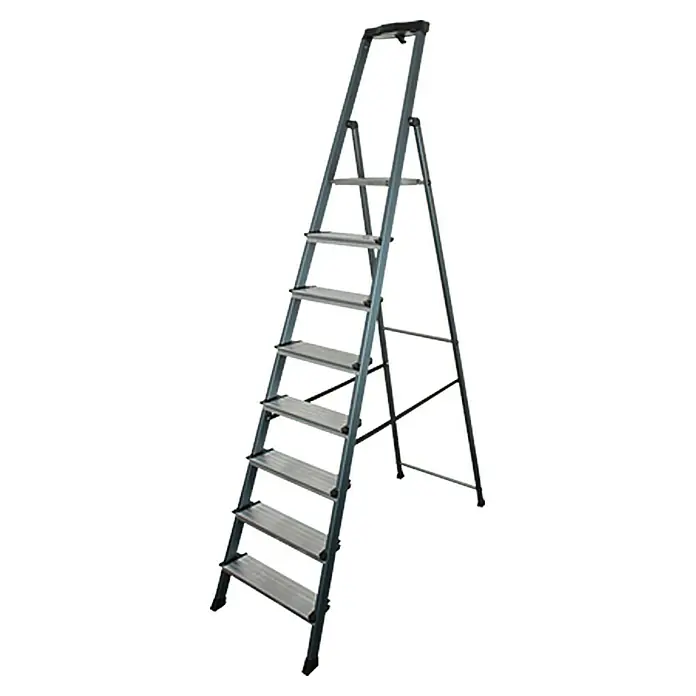 Krause Monto Escalera de tijera Safemat - Altura de trabajo: 3,7 m, Número de peldaños: 8 ud., Carga soportada: 150 kg, Aluminio - Una escalera doméstica gris de siete peldaños con una barra de manija negra sobre un fondo blanco.