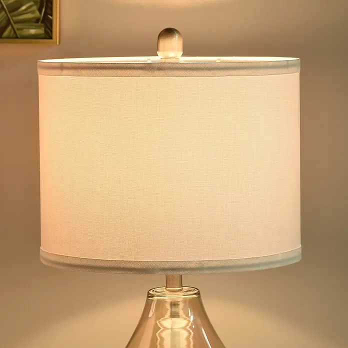 Homcom Tischleuchte - 40 W, L x B x H: 30 x 30 x 56 cm, Bernstein, Weiß, E27 - Beleuchtete Tischlampe mit beigem Stoffschirm und klarem Glassockel, strahlt warmes Licht aus.