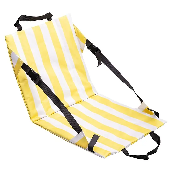 Strandstuhl - B x T x H: 38 x 38 x 38 cm, Kunststoff, Gelb/Weiß - Faltbare gelb-weiß gestreifte Strandmatte mit schwarzen verstellbaren Gurten und Schnallen.