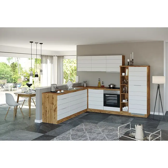Held Möbel Küchenleerblock Genua Typ 1 - 270 x 240 cm, Weiß, Ohne Elektrogeräte - L-förmige Küche mit Holzoptik-Elementen und weißen Fronten, integriert in einen hellen Wohnbereich.