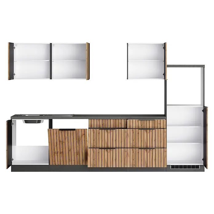 Held Möbel Küchenleerblock Bologna Typ 3 - Breite: 300 cm, Eiche, Ohne Elektrogeräte - Moderne Küchenzeile mit hellen Holzlamellenfronten, grauer Arbeitsplatte mit Spüle und offenen weißen Regalen.