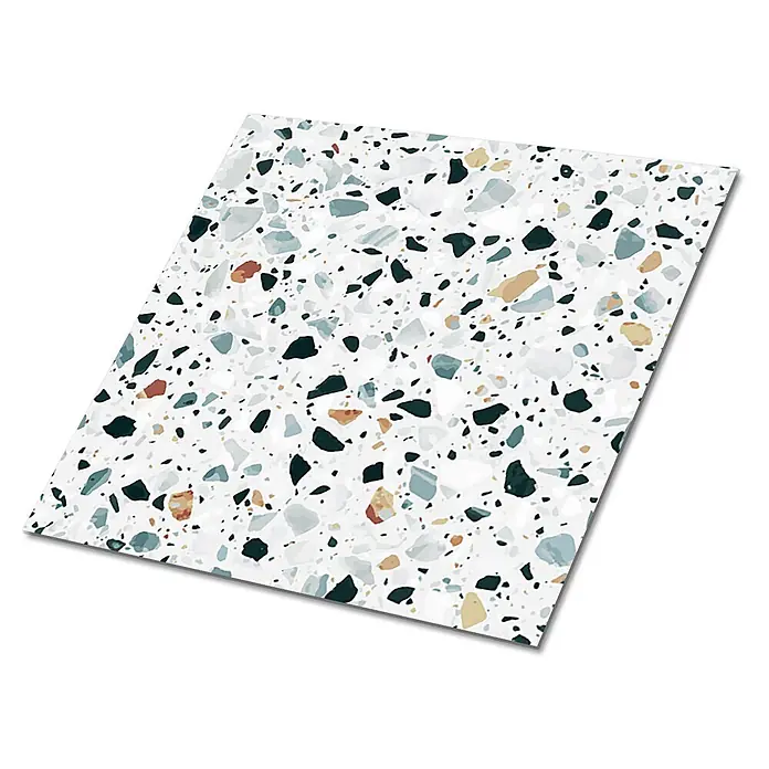 Tulup Wandfliese - Glänzend - Weiße Terrazzoplatte mit mehrfarbigen Splittern (Blau, Orange, Schwarz, Grau) in einem gestreuten Muster.