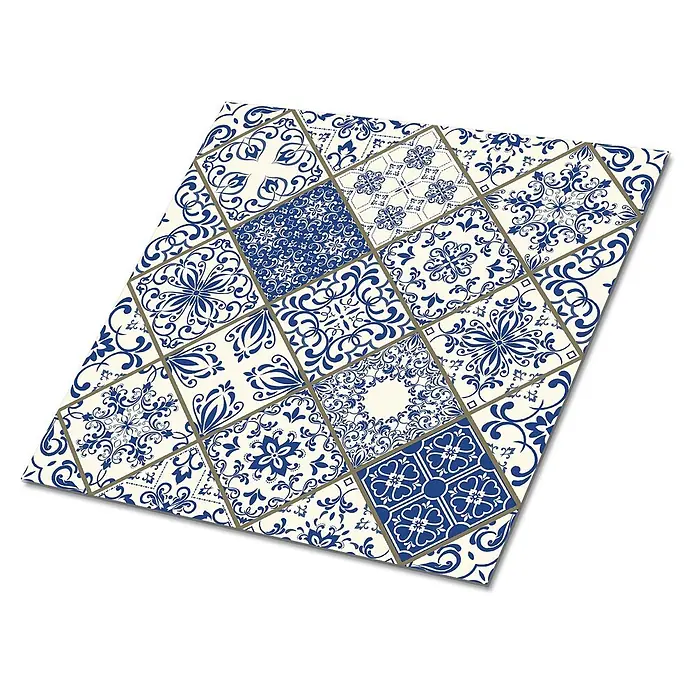 Tulup Wandfliese - Glänzend - Blau-weiße gemusterte Mosaikfliesen.