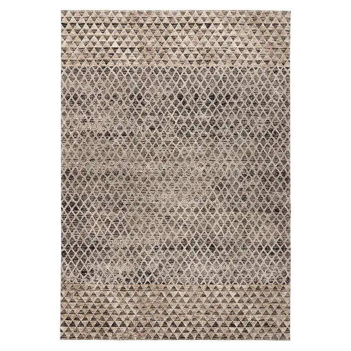 Kayoom Kurzflorteppich Amora 261 - Grau, 300 x 240 cm, 100 % Polyester - Geometrischer Teppich mit verwaschenem Rautenmuster in Grau und Beige, gerahmt von Dreiecksbändern oben und unten.