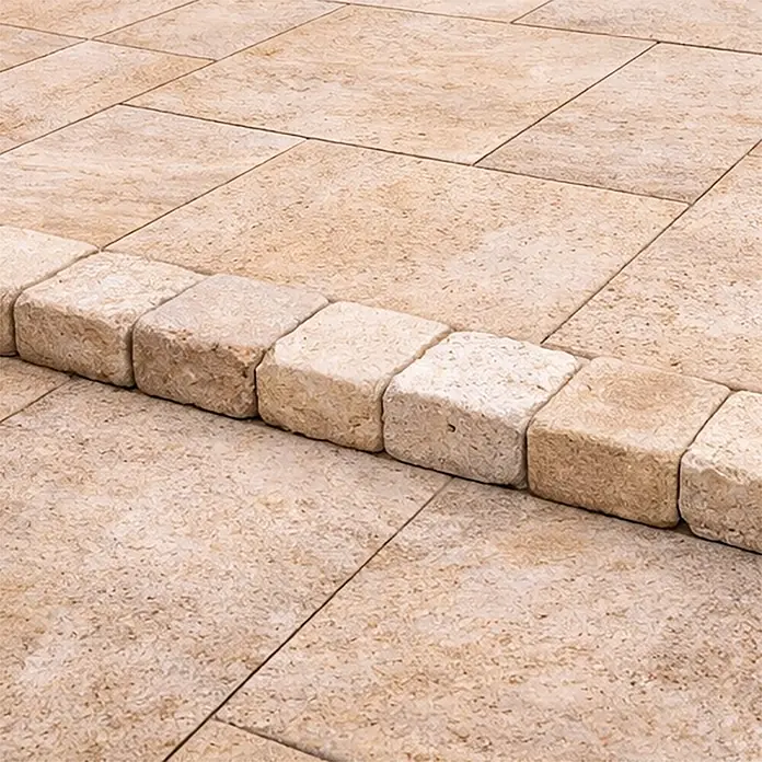 Pflasterstein Travertin Ivory - Beige, 10 x 10 x 8 cm, Travertin - Bildausschnitt
