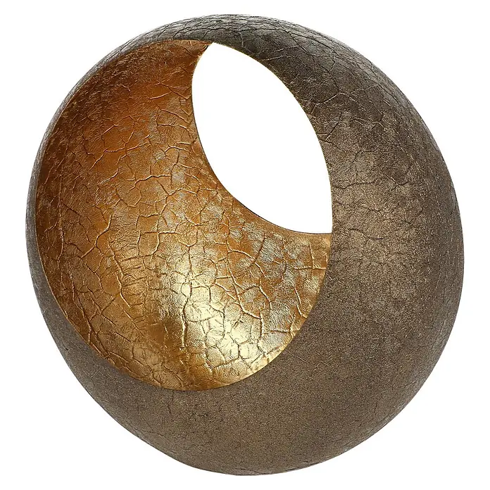 Teelichthalter Izzy - Durchmesser: 16 cm, Metall, Bronze - Strukturiertes kugelförmiges Objekt, dunkelbronzene Außenseite, goldene Innenseite mit großer Sichelöffnung.