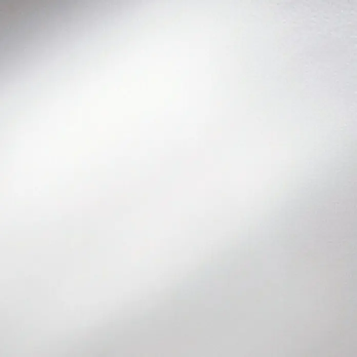 D-c-fix Glasfolie Opal - 200 x 45 cm, Transluzent, Selbstklebend - Ein schlichtes, helles Bild, ideal als Hintergrund oder zur Präsentation von minimalistischen Designs. Die subtile Farbgebung sorgt für Eleganz.