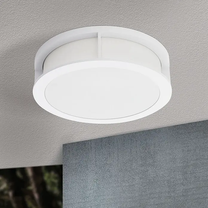 Orion Leuchten Außenwand- & Deckenleuchte Henry - 30 W, L x B x H: 30 x 30 x 8 cm, Weiß, Opal, IP44