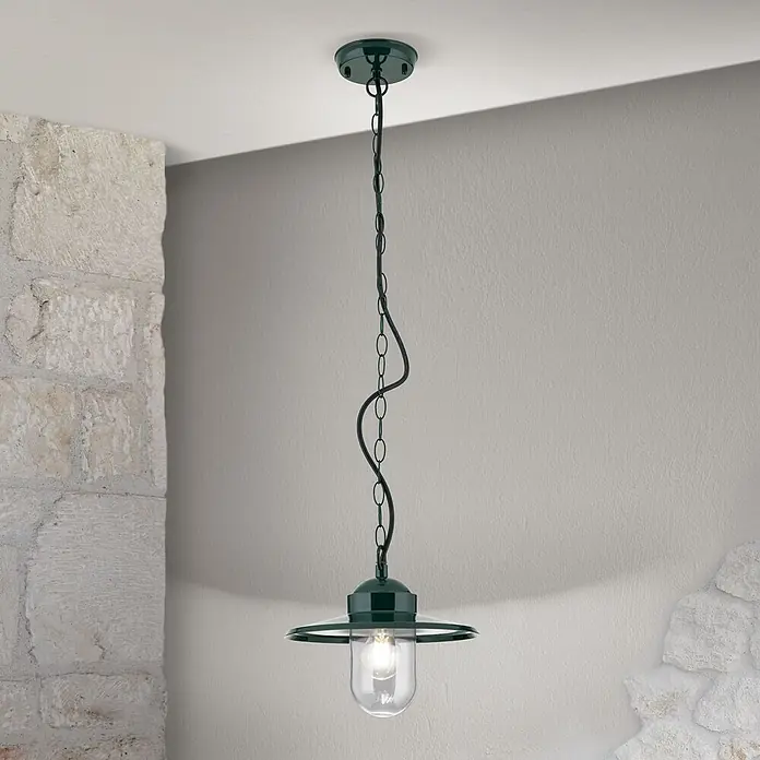 Orion Leuchten Außenwand- & Deckenleuchte Edward - 60 W, L x B x H: 27,5 x 27,5 x 100 cm, Grün, Klar, IP44 - Dunkelgrüne Metall-Pendelleuchte mit klarem Glasschirm und sichtbarer Glühbirne, an einer Kette hängend.