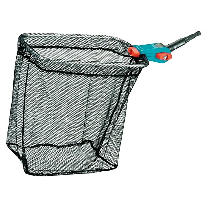 Gardena Combisystem Teichreiniger Vario 2 - Kunststoff - Ein quadratischer Kescher mit blauem Griff und roter Feststellvorrichtung, ideal für die schonende Entnahme von Fischen aus dem Wasser.