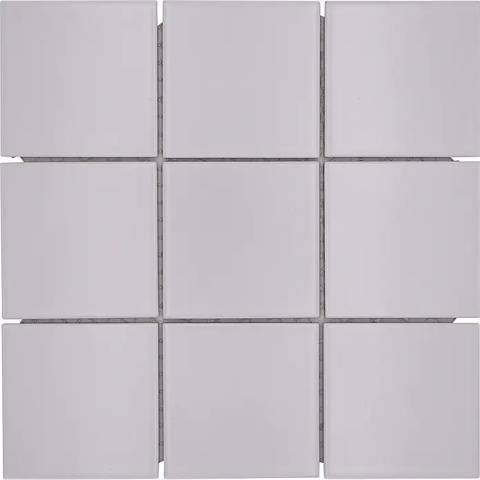 Mosaikfliese Quadrat Uni CQ 105 - 29,8 x 29,8 cm, Weiß, Matt - Nahaufnahme von weißen quadratischen Fliesen mit grauen Fugen.