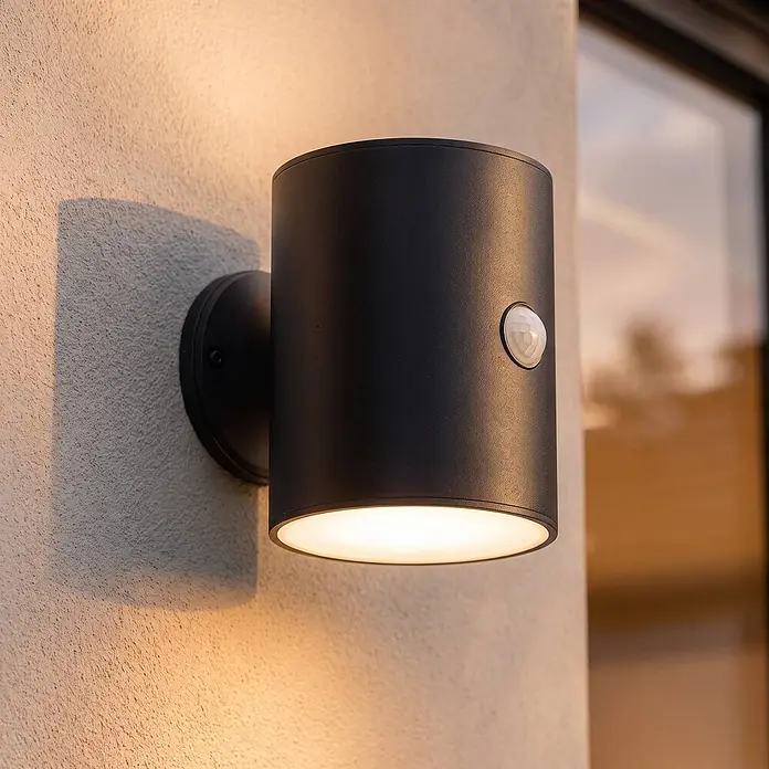 Lindby Außenwandleuchte Amren - schwarz, schwarz, IP44
