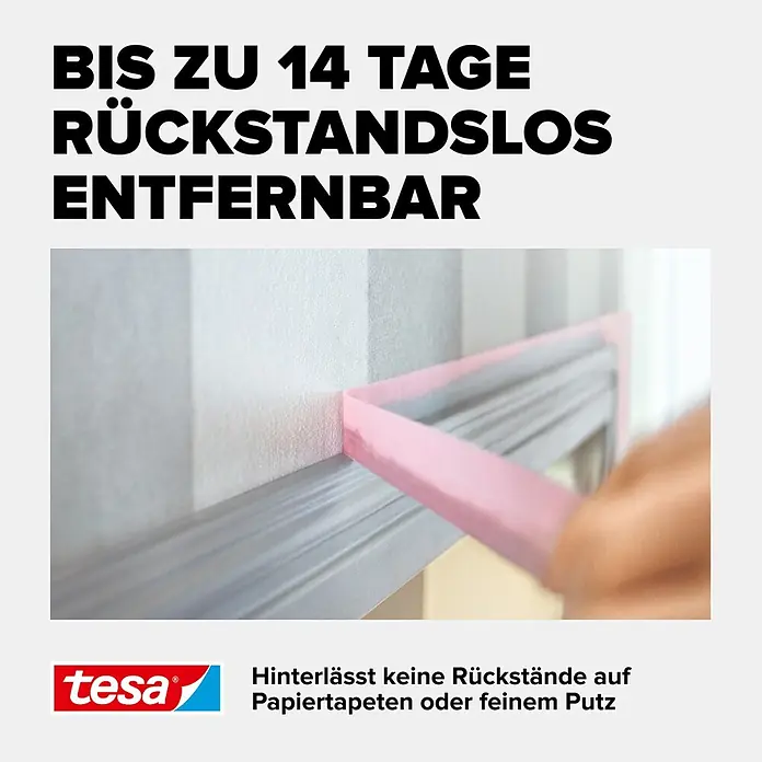 Tesa Malerband Tapeten - 25 m x 25 mm - Pinkes tesa Malerband wird zum präzisen Abkleben einer Wandleiste beim Streichen verwendet.