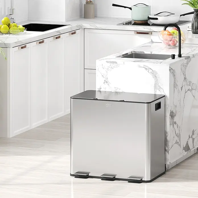 HOMCOM-Küchenabfalleimer-61,9L x 36,6B x 43,2H cm-Silber -  - Edelstahl-Mülleimer mit zwei Fächern und Fußpedalen in einer modernen Küche.