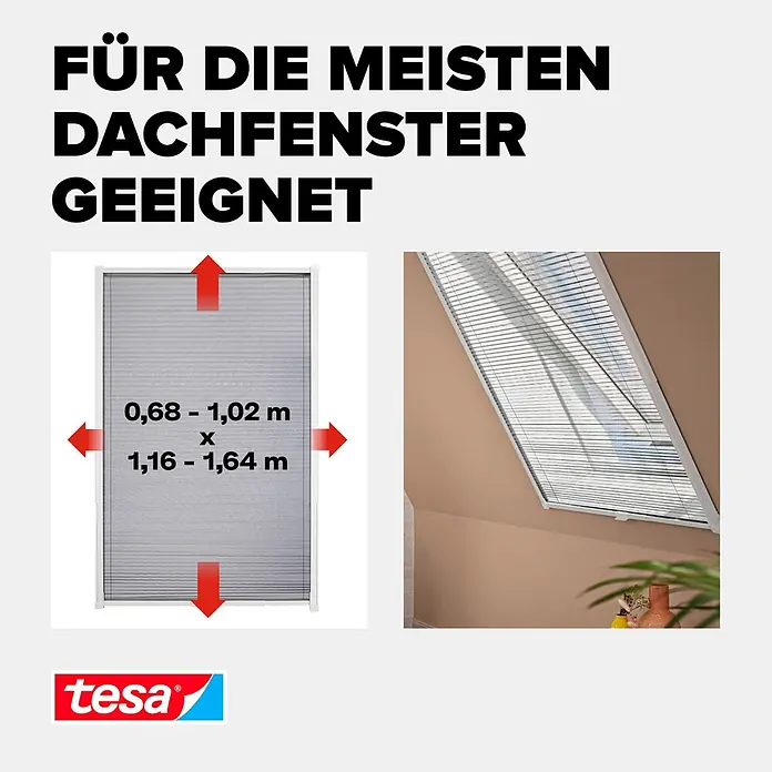 Tesa Insect Stop Insektenschutz-Dachfensterplissee teleskopierbar - Montage Insektengitter: Kleben - Tesa graues verstellbares Dachfensterrollo (0,68-1,02m x 1,16-1,64m) für die meisten Dachfenster, installiert gezeigt.