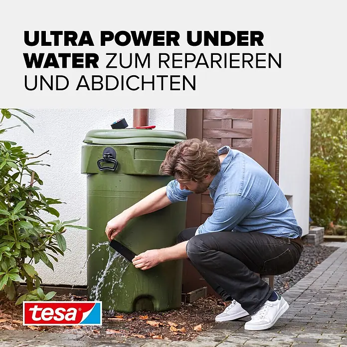 Tesa Ultra Power Unterwasser-Klebeband Under Water - Schwarz, 1,5 m x 50 mm - tesa Klebeband dichtet einen undichten Wassertank unter Wasser ab.